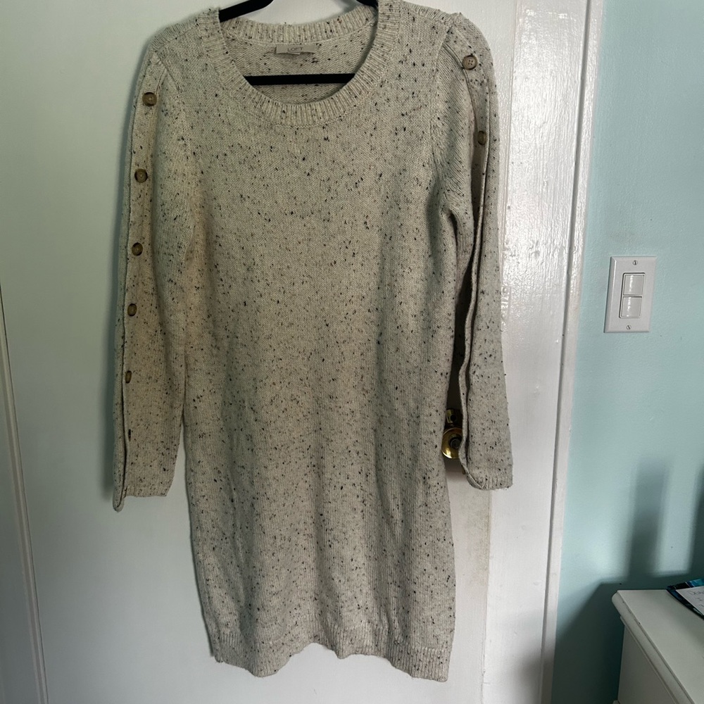 NEAR PERFECT CONDITION SWEATER DRESS